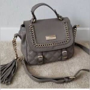 BcBG paris grey quilted leather flap crossbody purse bag w/tassell keychain
